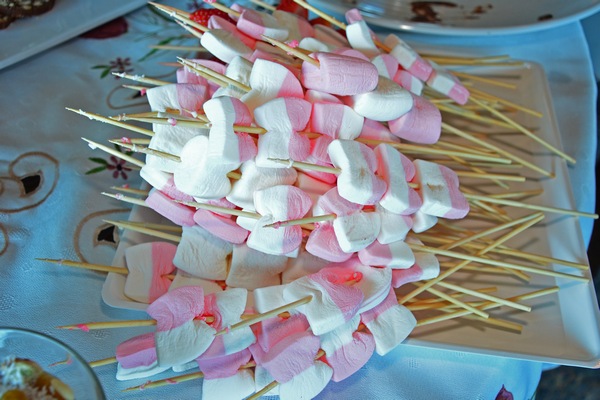 Sunday Buffet at Bay Lodge